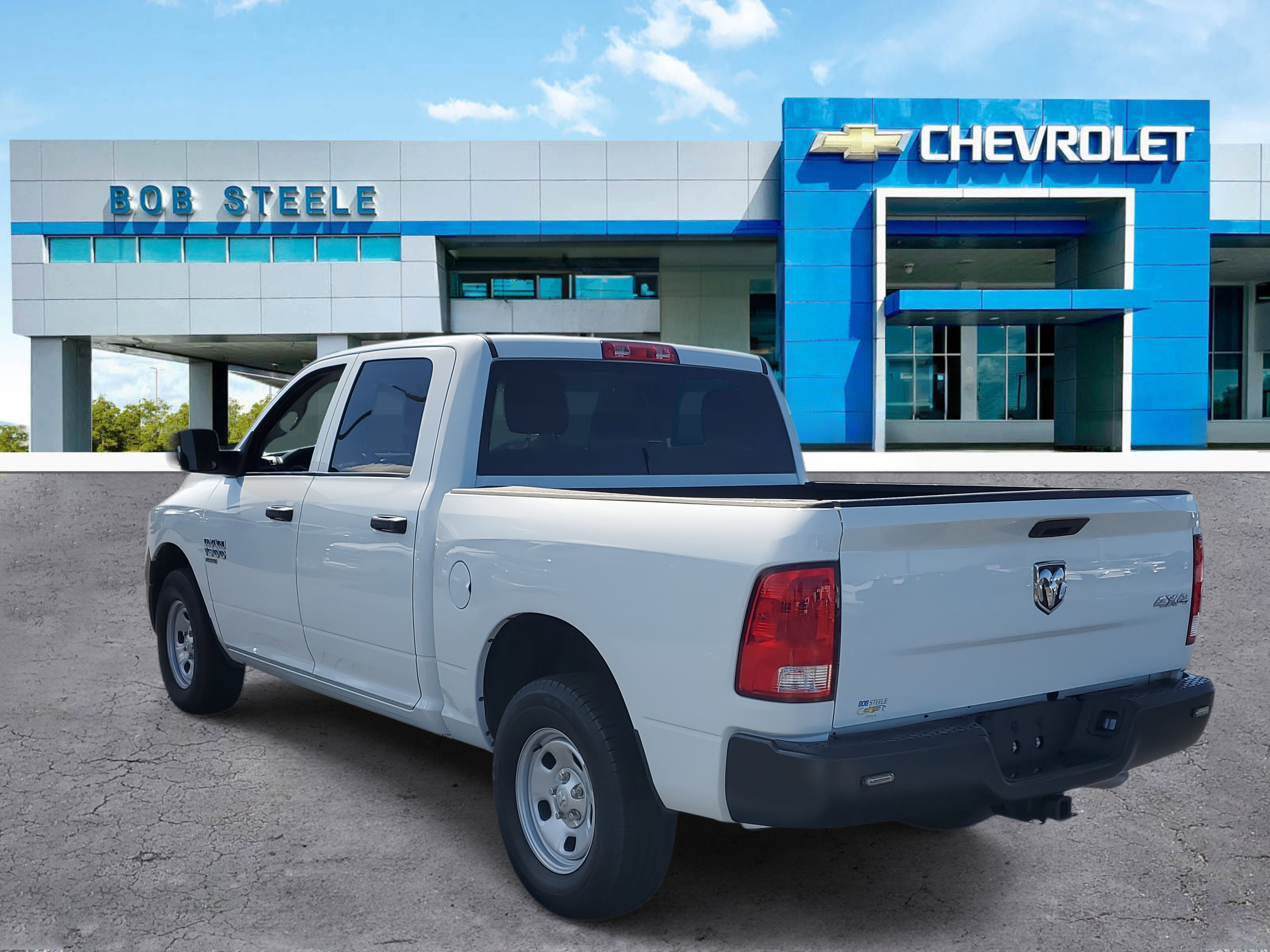 2023 Ram 1500 Classic Tradesman photo 4