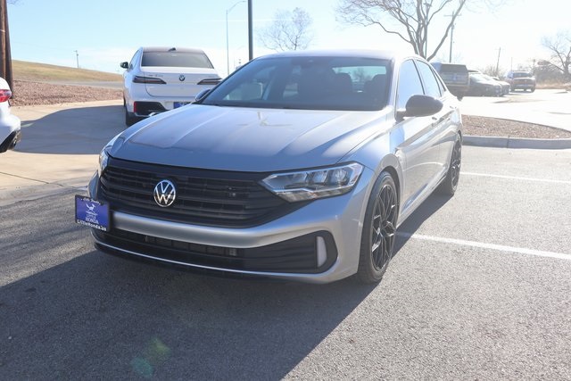 2024 Volkswagen Jetta Sport's photo