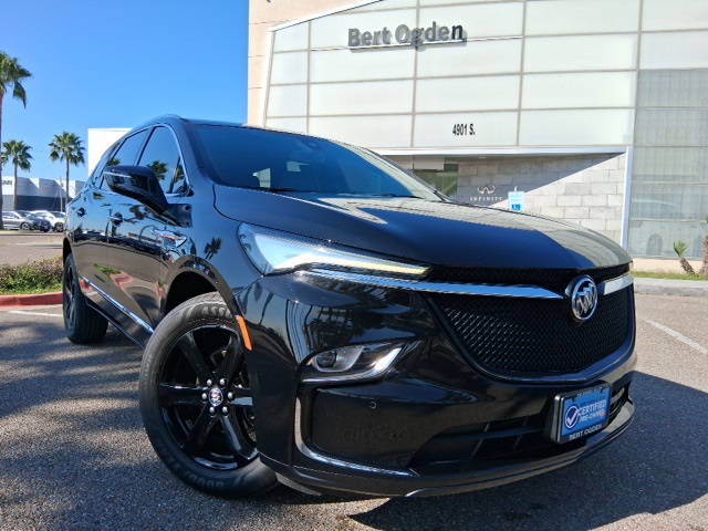 2024 Buick Enclave Essence's photo