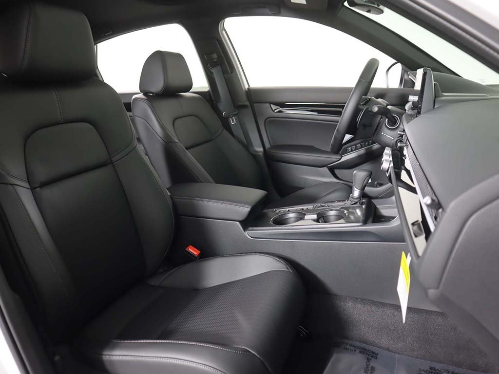 2026 Honda Civic Hybrid Sport Touring photo 19