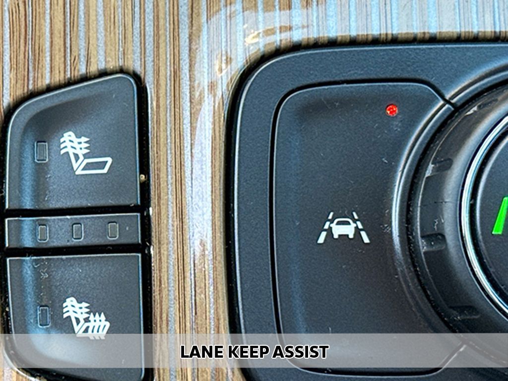 2023 Gmc Acadia SLE photo 2