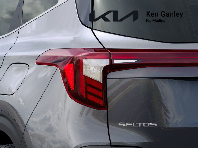 2026 Kia Seltos EX photo 3