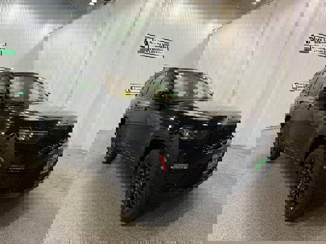 2025 Jeep Grand Cherokee Limited's photo