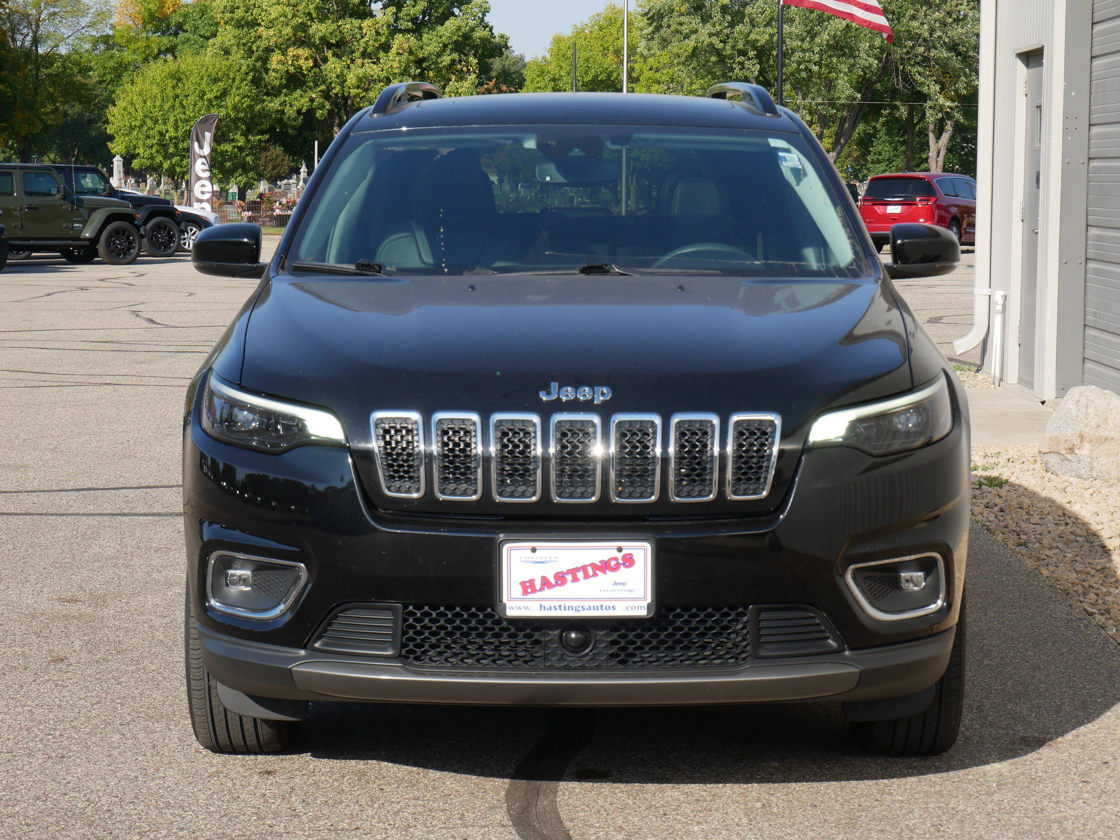 2022 Jeep Cherokee Limited photo 8
