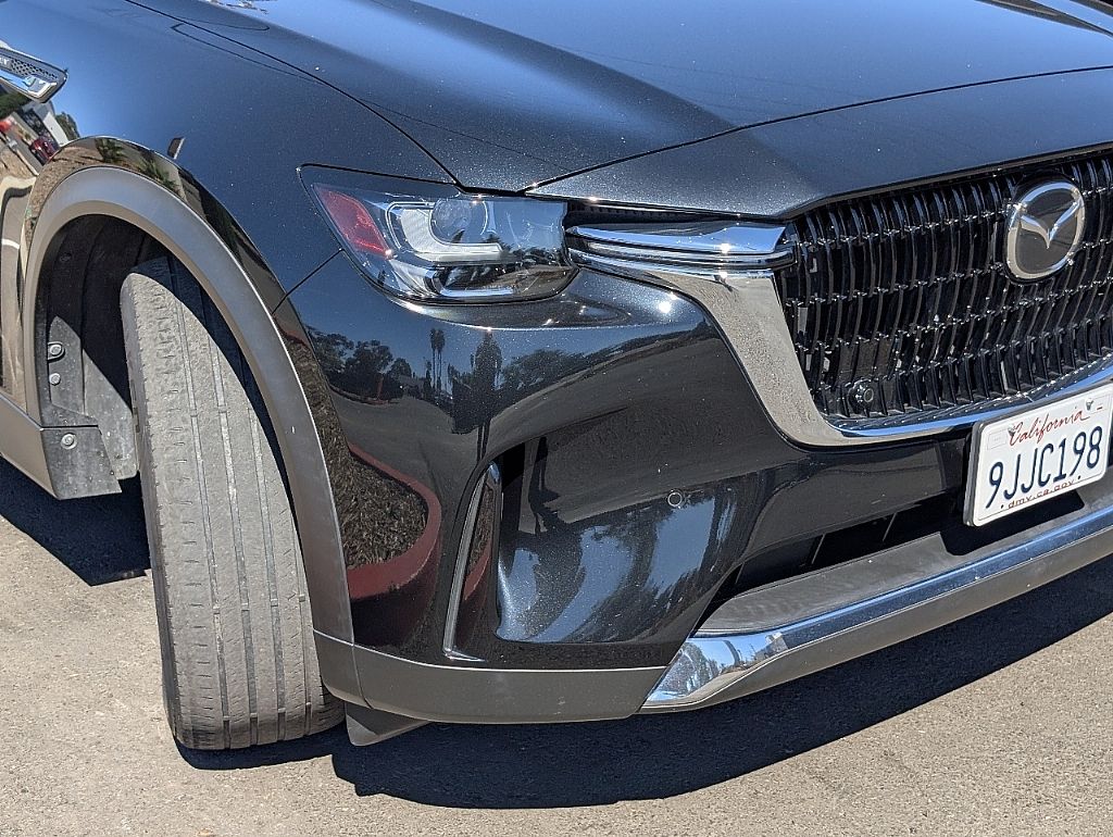 2024 Mazda CX-90 Premium photo 2