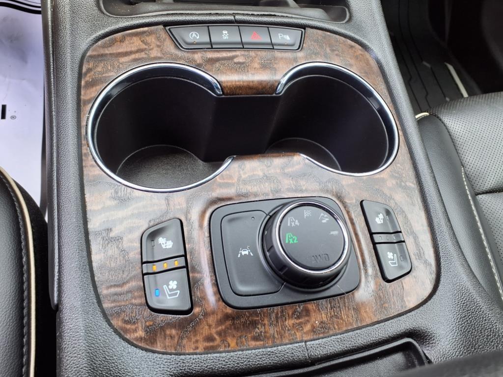 2023 Gmc Acadia Denali photo 13