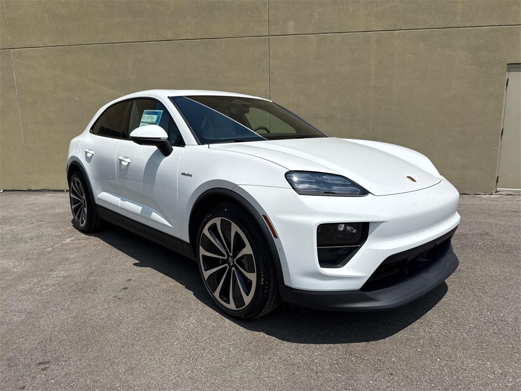 2025 Porsche Macan Electric photo 7