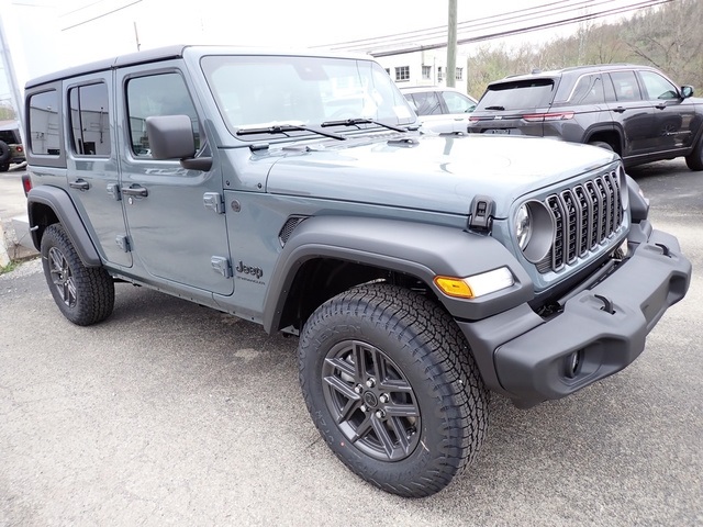 2025 Jeep Wrangler Sport S photo 7