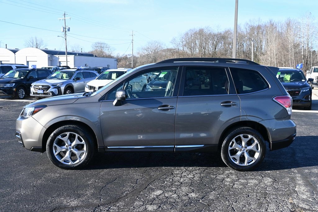 2017 Subaru Forester 2.5i Touring photo 3