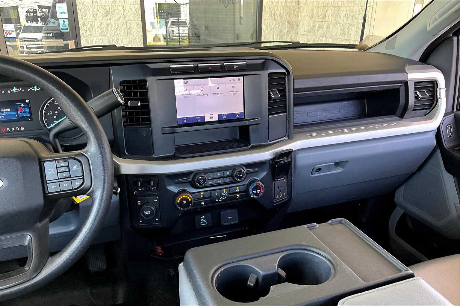 2024 Ford F-250 XL photo 6
