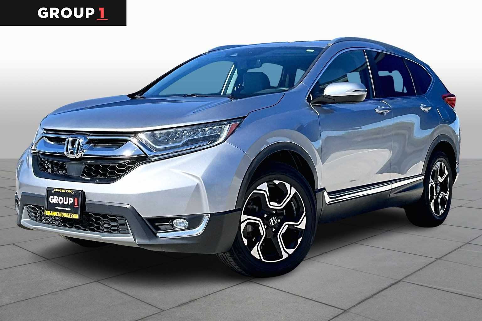 2018 Honda CR-V Touring's photo
