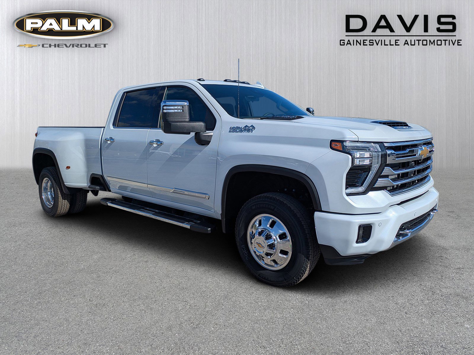 2026 Chevrolet Silverado 3500HD High Country's photo