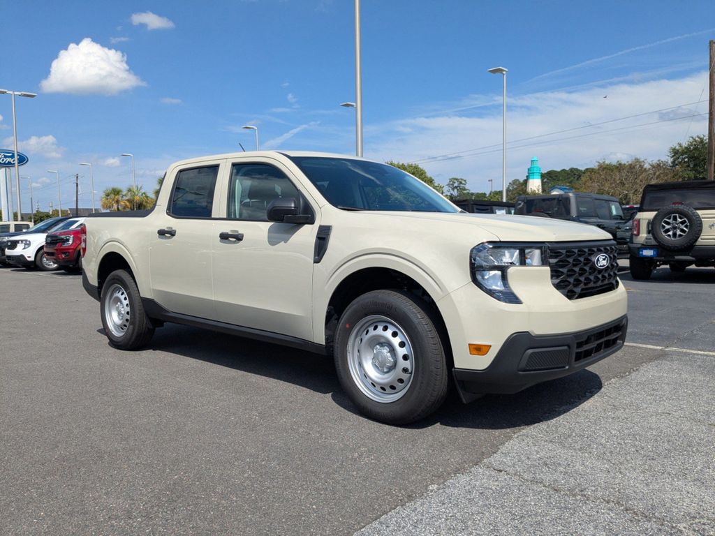 2025 Ford Maverick XL photo 2