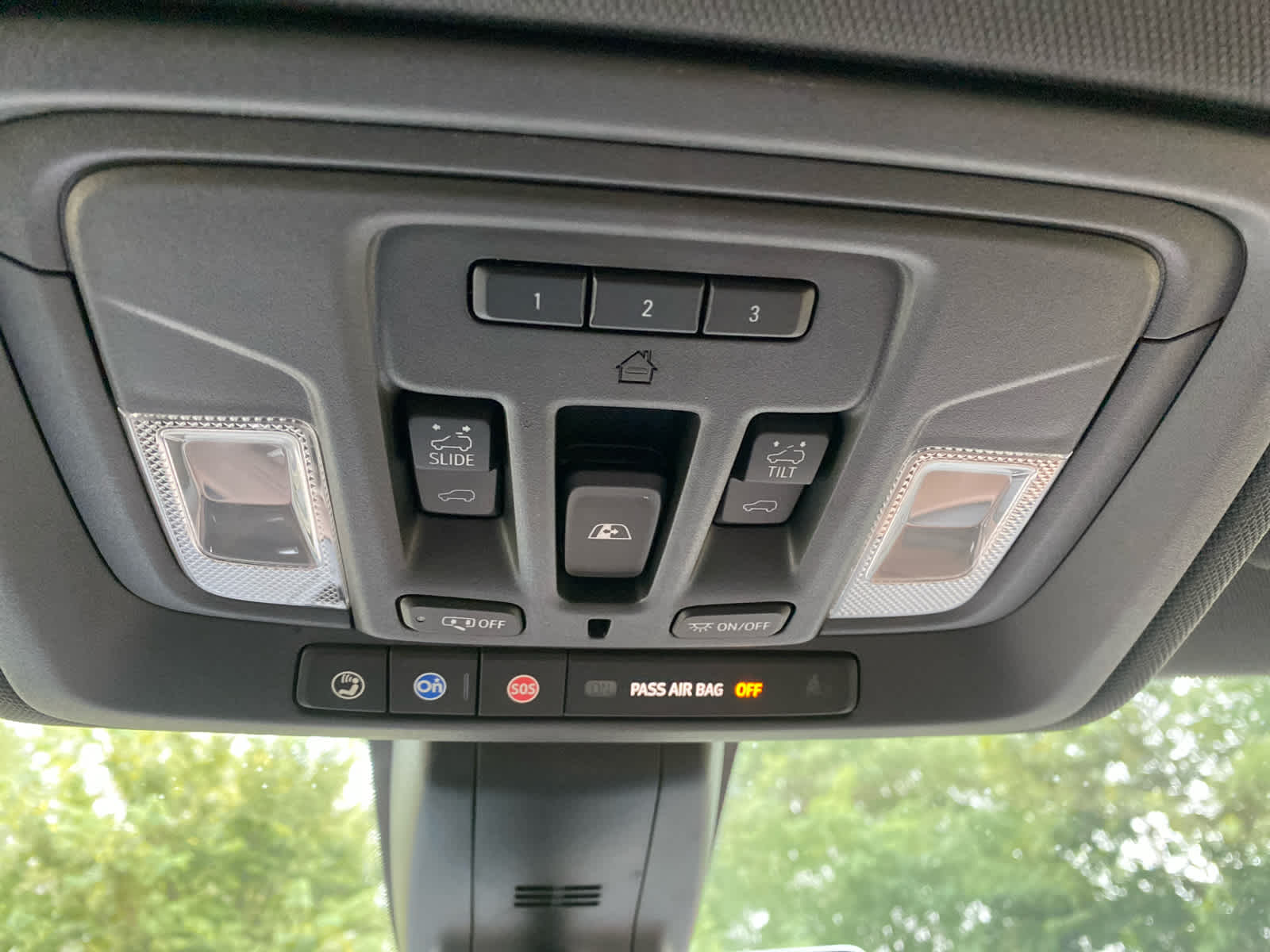 2019 Chevrolet Silverado 1500 High Country photo 20
