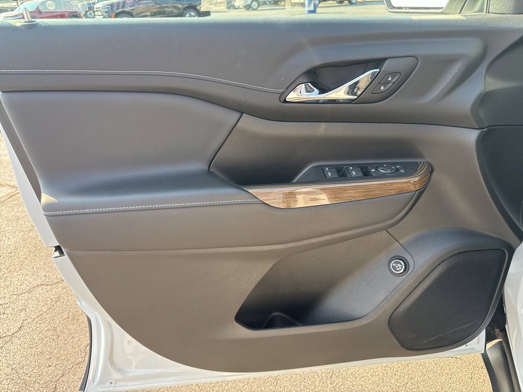 2023 Gmc Acadia SLE photo 27