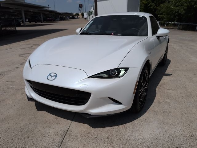 2025 Mazda MX-5 Miata Miata RF Grand Touring photo 3