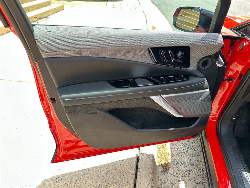 2025 Cadillac Optiq Sport photo 13