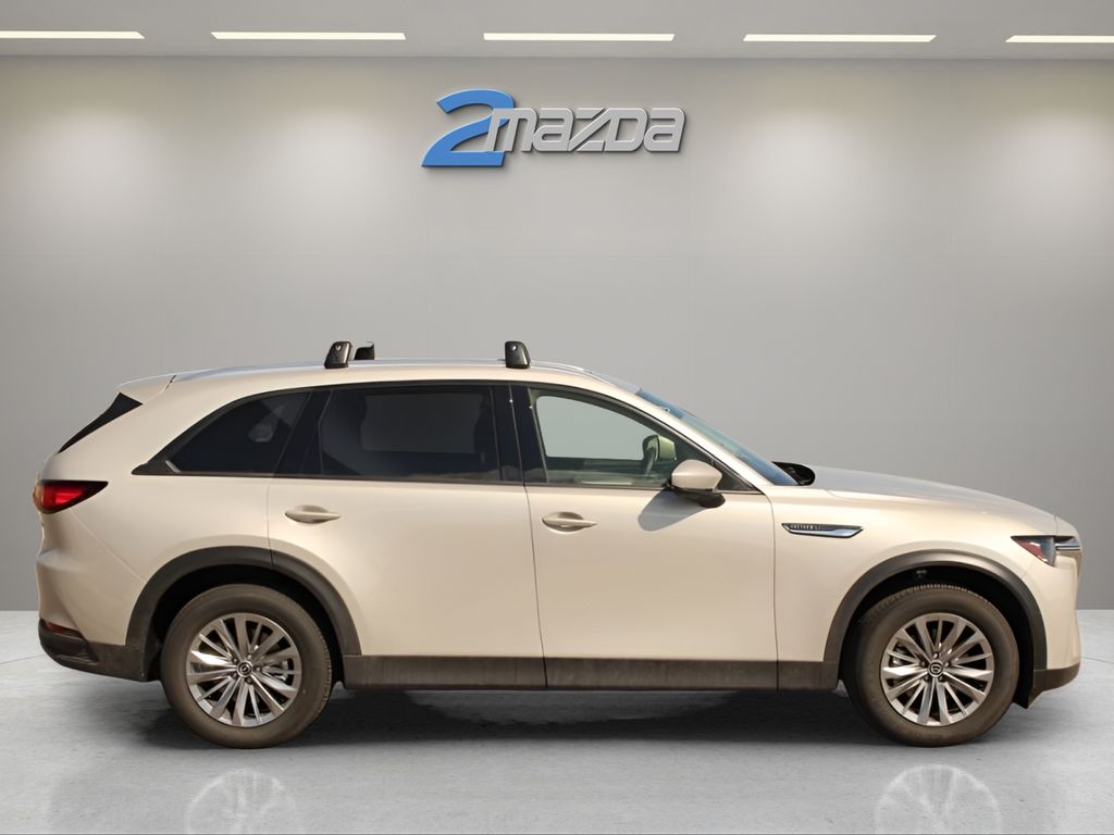 2025 Mazda CX-90 Preferred photo 5