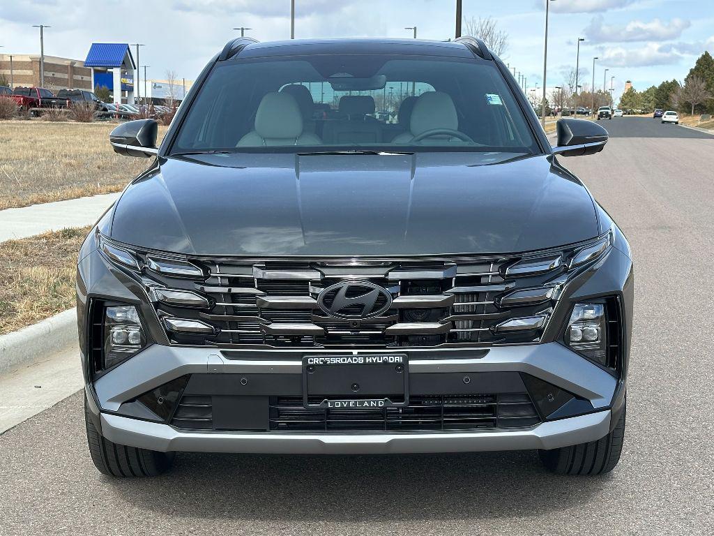 2025 Hyundai Tucson Hybrid Limited photo 2