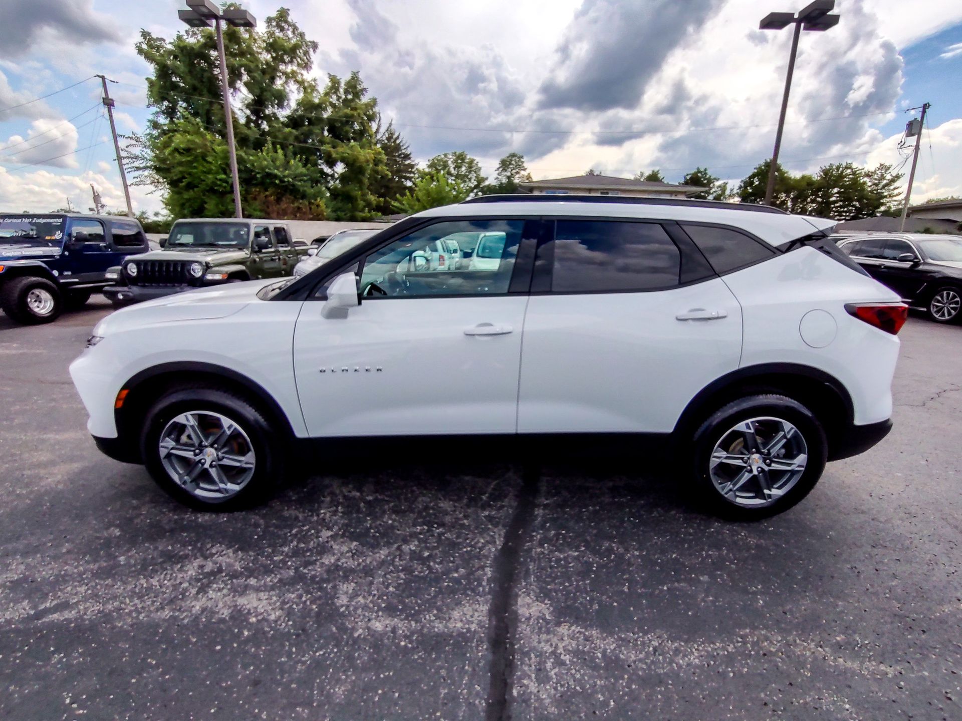2023 Chevrolet Blazer 2LT photo 9