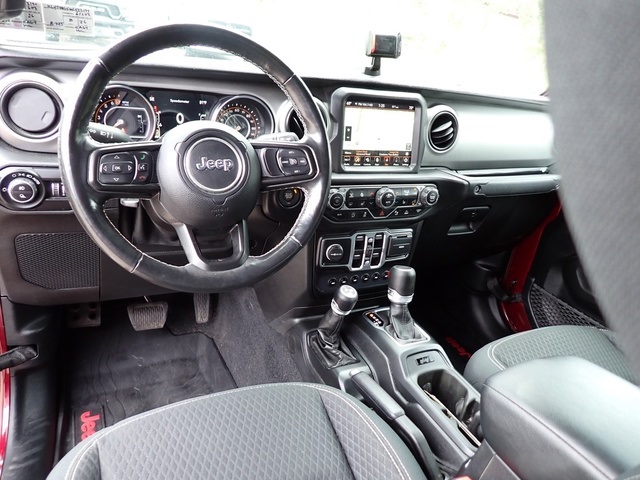2021 Jeep Gladiator Sport photo 16