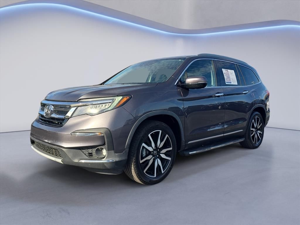 2019 Honda Pilot Elite's photo