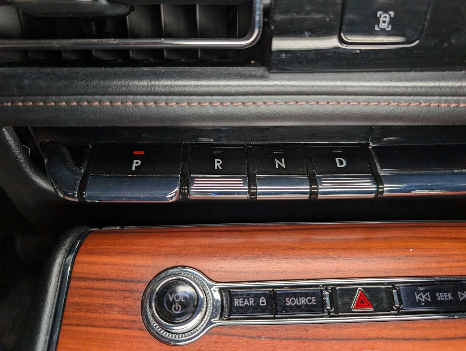 2020 Lincoln Aviator Reserve photo 29