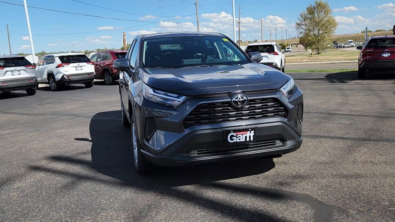 2025 Toyota RAV4 LE photo 3