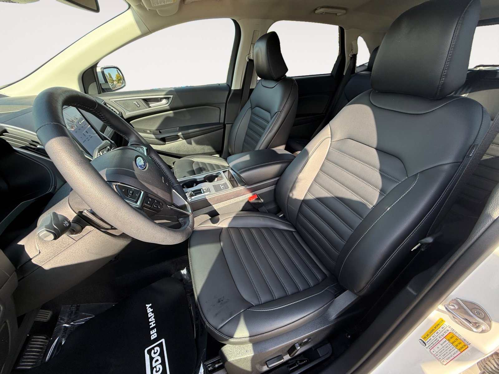 2024 Ford Edge SEL photo 10