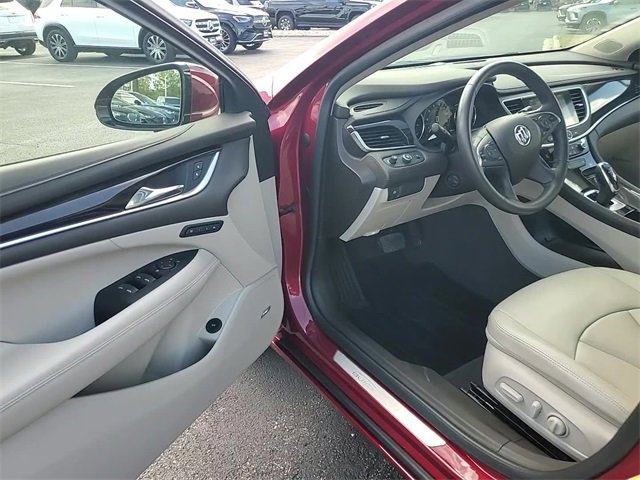 2019 Buick LaCrosse Essence photo 10
