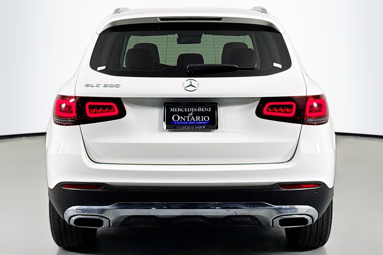 2022 Mercedes Benz GLC 300 photo 3