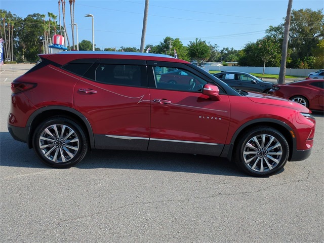 2023 Chevrolet Blazer Premier photo 3