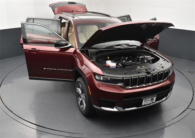 2025 Jeep Grand Cherokee Limited photo 23