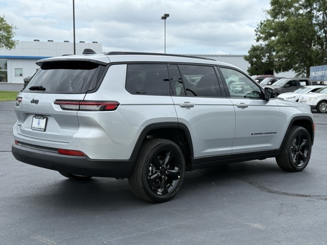 2025 Jeep Grand Cherokee Altitude X photo 7