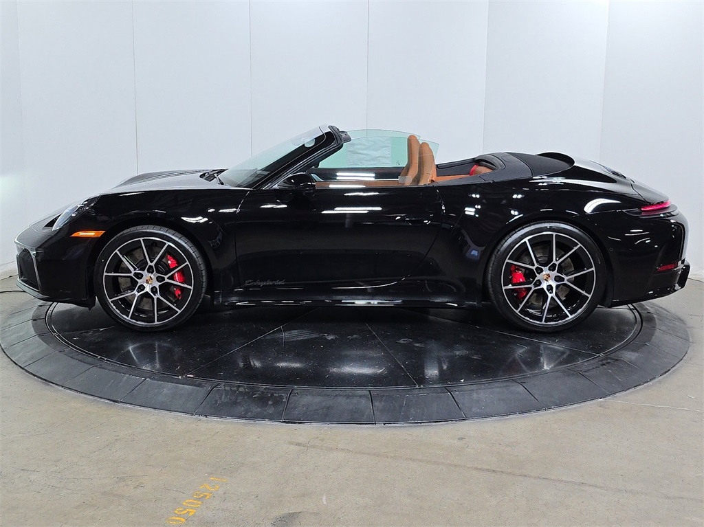2026 Porsche 911 4 GTS photo 10