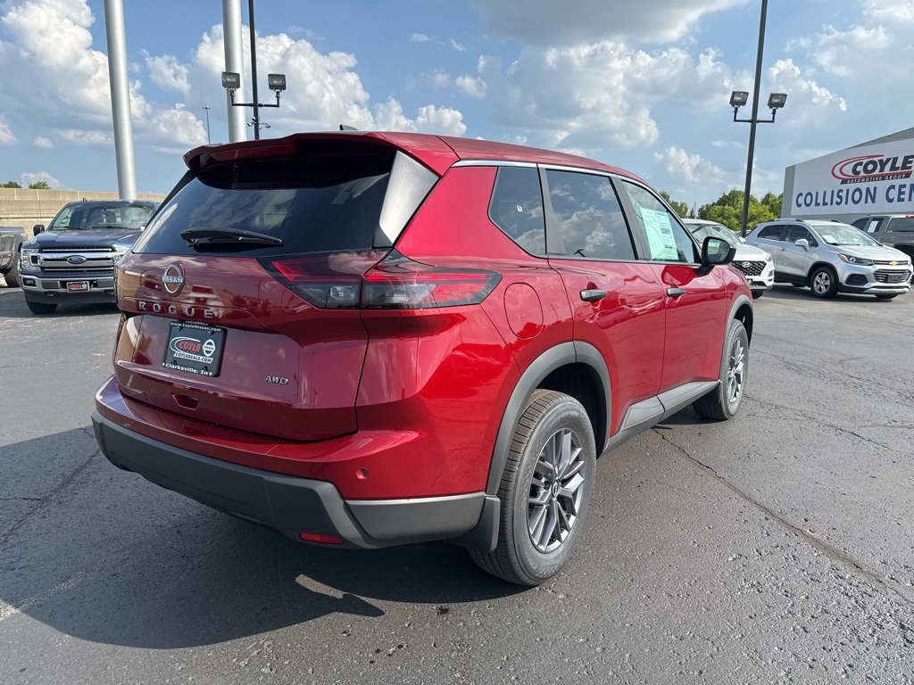 2026 Nissan Rogue S photo 2