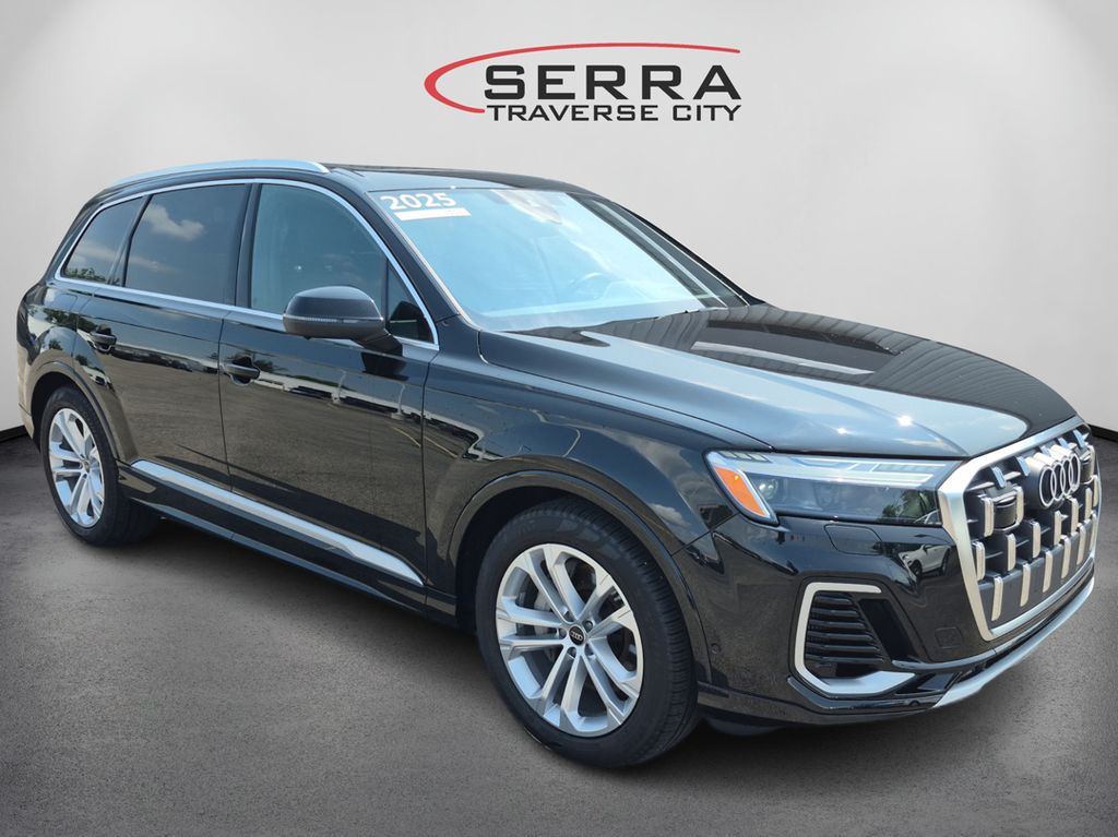 2025 Audi Q7 55 Prestige photo 2