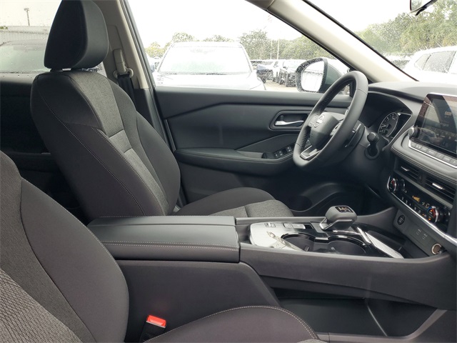 2026 Nissan Rogue SV photo 29