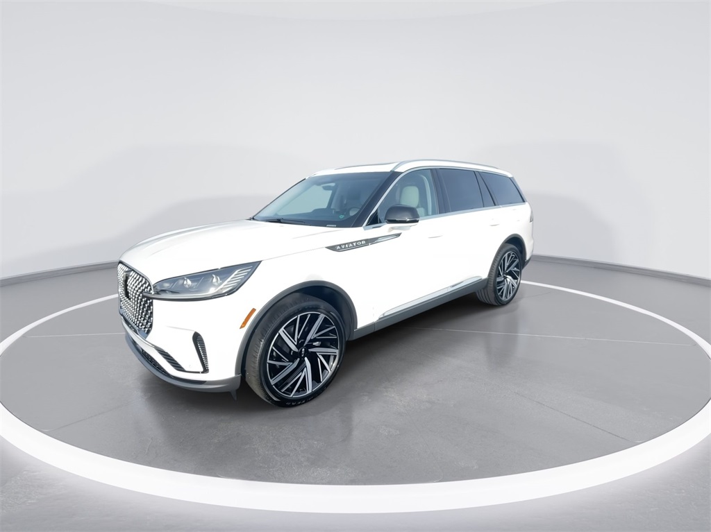 2025 Lincoln Aviator Reserve photo 4