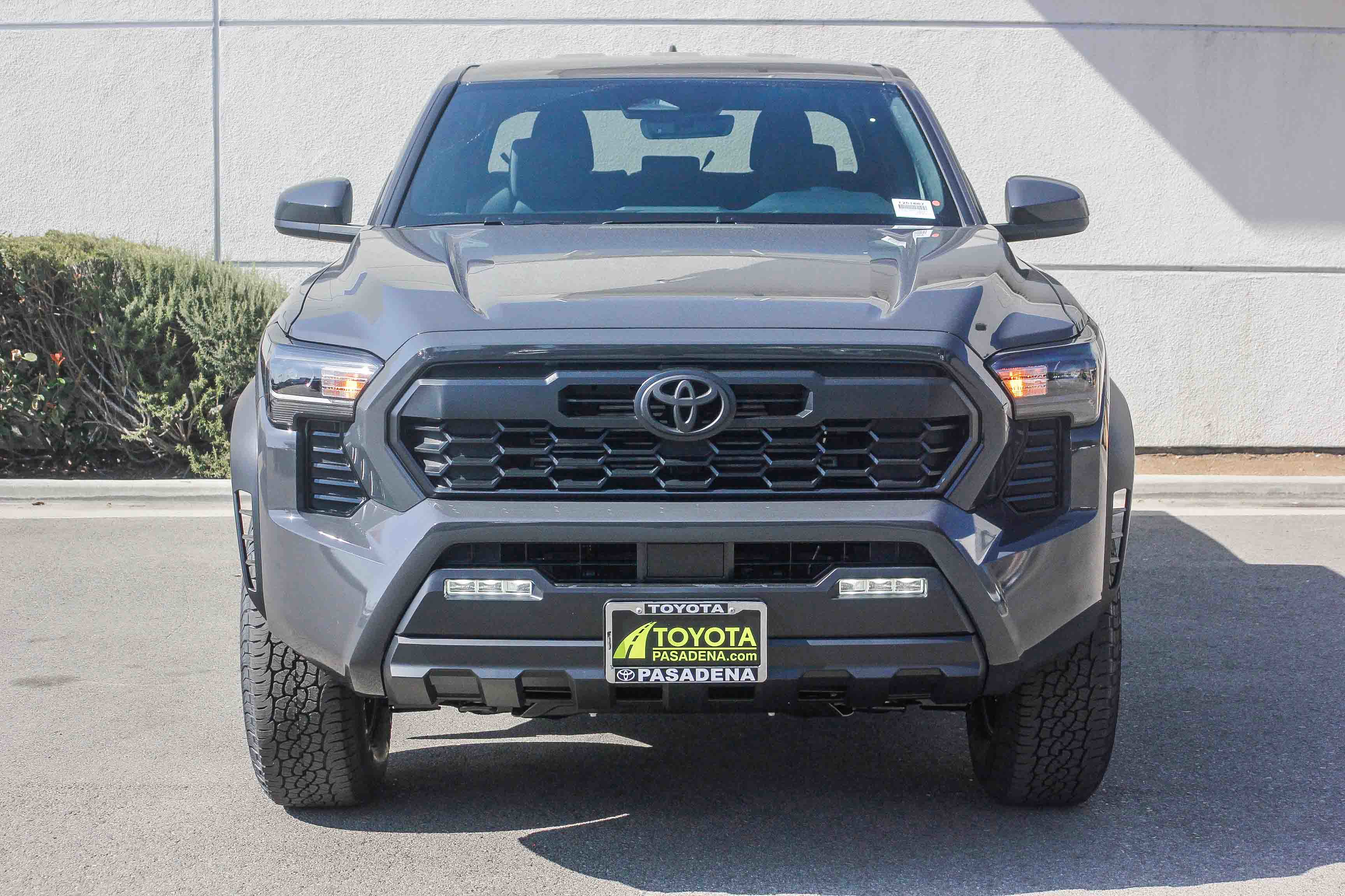 2025 Toyota Tacoma TRD Off-Road 4x4 Double Cab photo 3