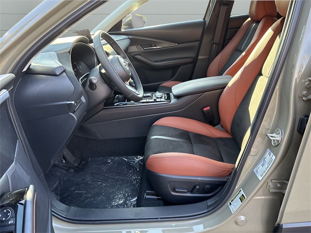 2025 Mazda CX-30 2.5 Carbon Turbo photo 12