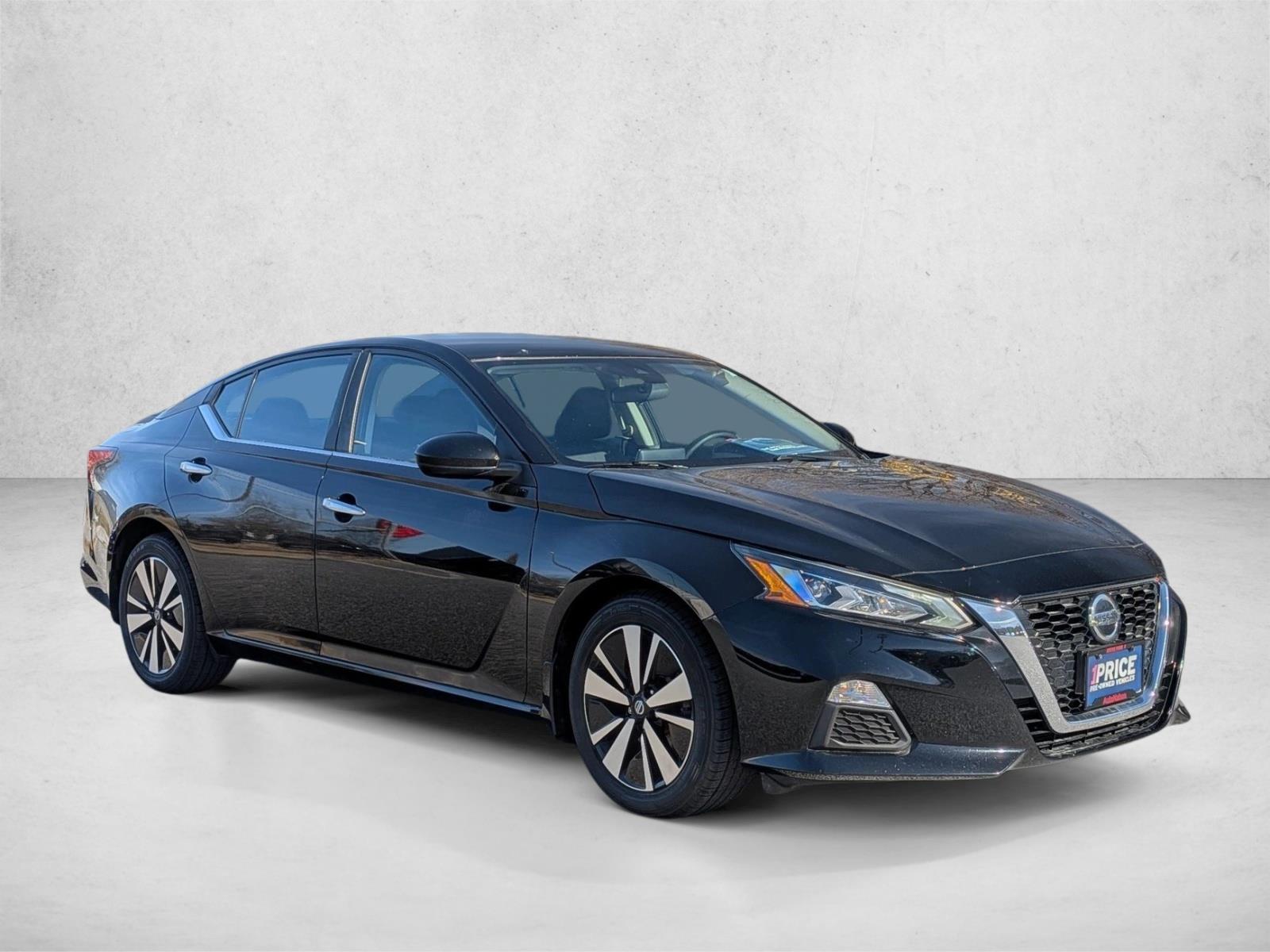 2022 Nissan Altima 2.5 SV photo 3