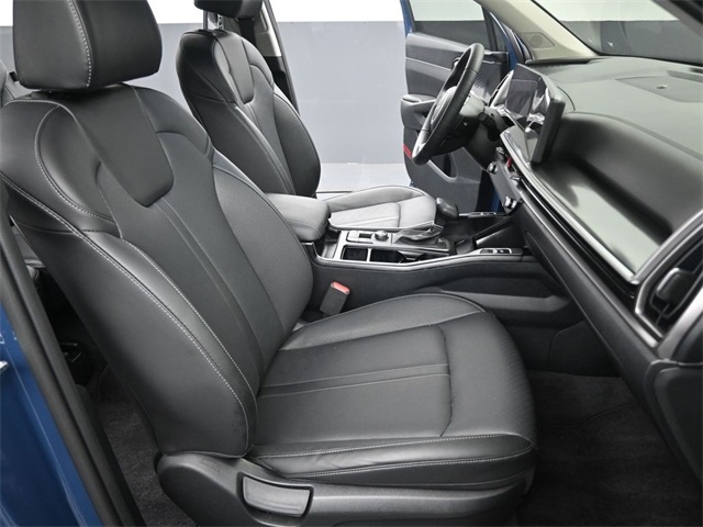 2025 Kia Sorento S photo 19