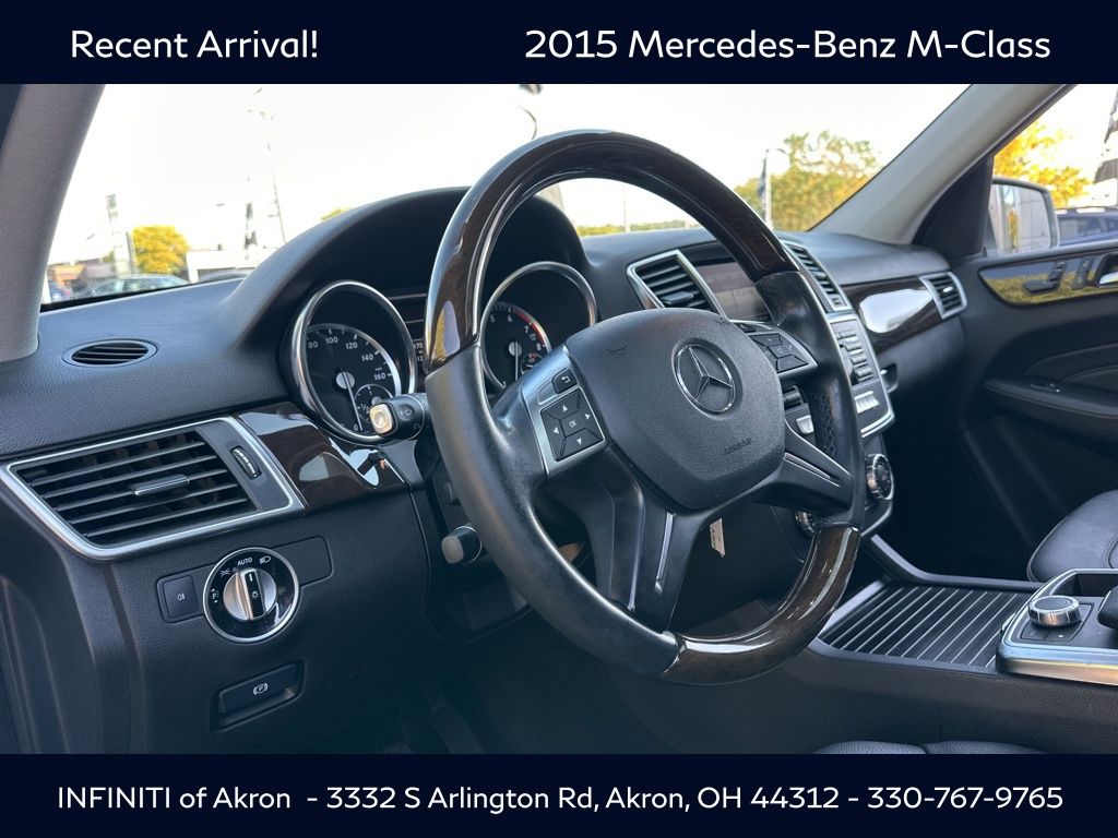 2015 Mercedes Benz ML 350 4MATIC photo 43