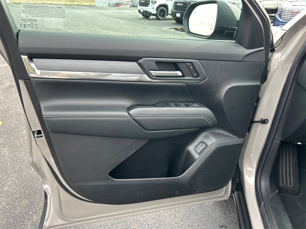 2026 GMC TERRAIN - Image 14