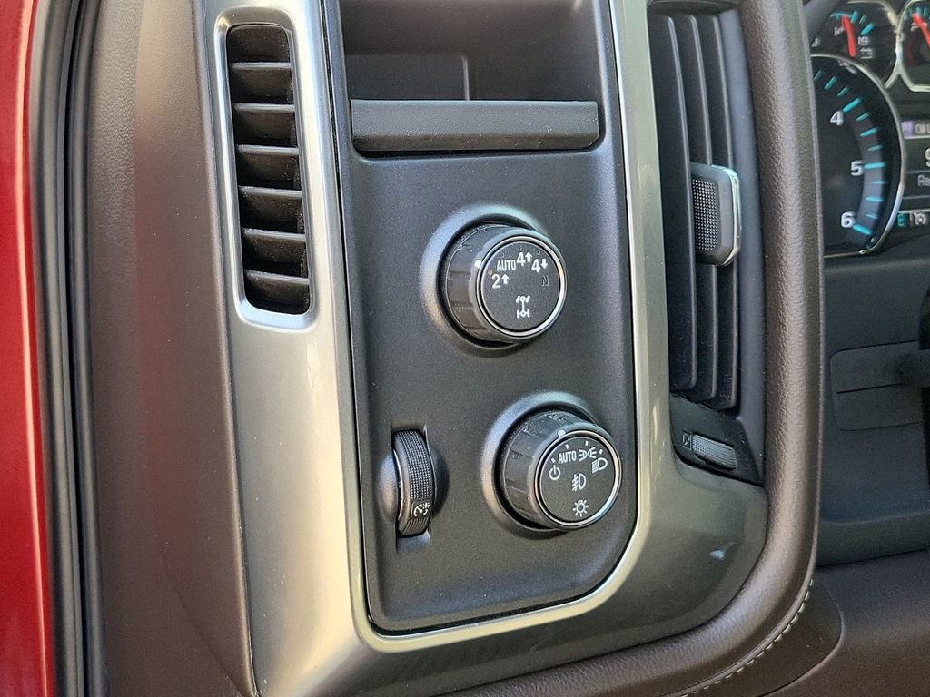 2018 Chevrolet Silverado 1500 LTZ photo 16