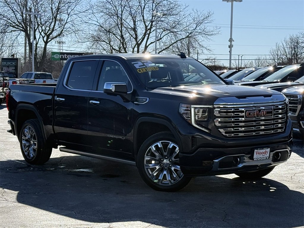 2022 GMC SIERRA - Image 1