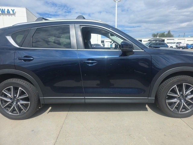 2018 Mazda CX-5 Touring photo 3