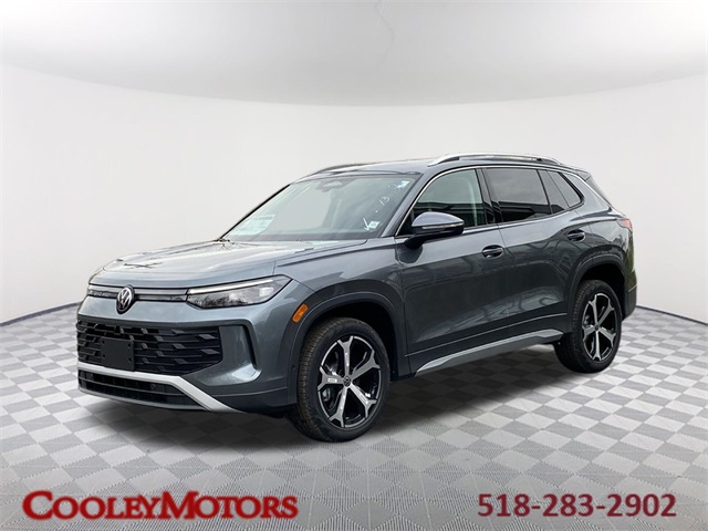 2026 Volkswagen Tiguan SE's photo