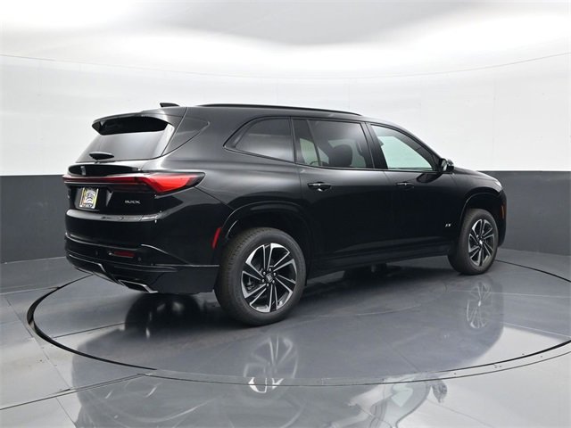 2026 Buick Enclave Sport Touring photo 4